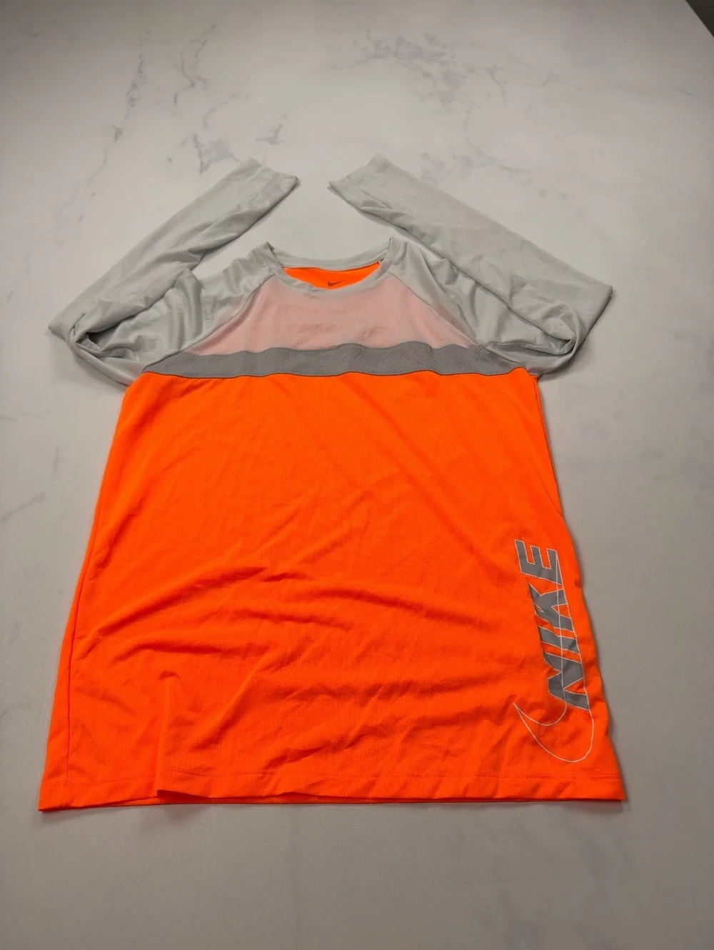 Nike Long Sleeve Colorblock Athletic Shirt Orange Gray - Boys XL